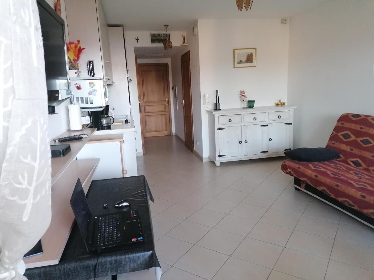 Appartement Residence Les Eucalyptus LʼÎle-Rousse المظهر الخارجي الصورة